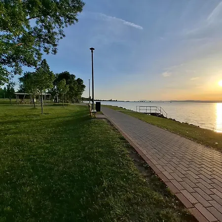 Case de vacanță Offline *